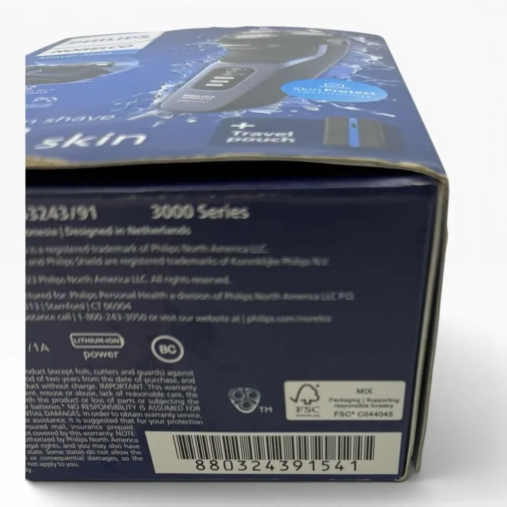 Philips Norelco Shaver 3600 Rechargeable Wet and Dry Electric S3243
